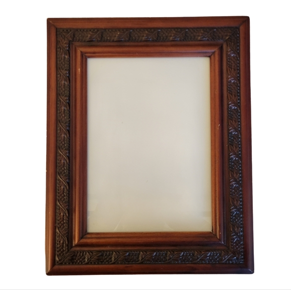 Vintage Decorel Heirloom 8”x 10” Photo Frame - Picture 1 of 3